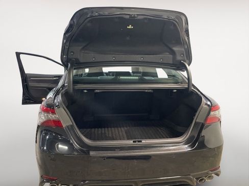 Used 2023 Toyota Camry XSE w/ Navigation Package image 28