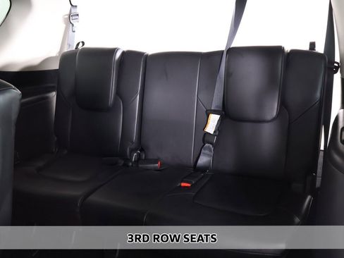 Used 2023 Nissan Armada SL image 10