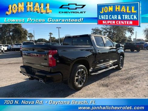 Used 2024 Chevrolet Silverado 1500 High Country w/ Technology Package image 12