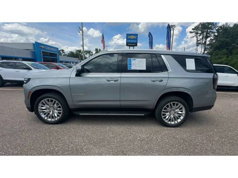 Used 2025 Chevrolet Tahoe LT w/ Comfort Package RWD image 5