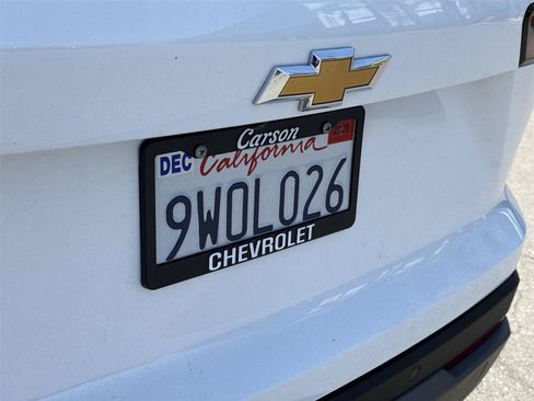 Used 2026 Chevrolet Equinox LT FWD image 28