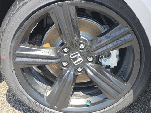 Used 2025 Honda Accord Sport image 13