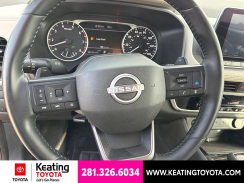 Used 2025 Nissan Rogue SV AWD/4WD image 11