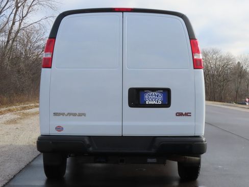 Used 2023 GMC Savana 2500 w/ Driver Convenience Package image 15