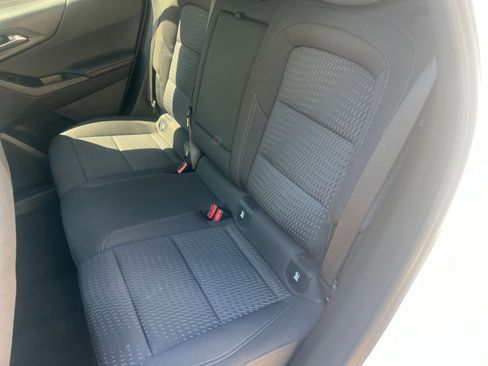 Used 2025 Chevrolet Equinox LT image 32