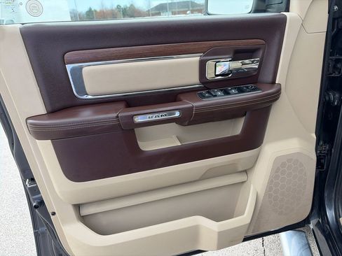 Used 2015 RAM 1500 Laramie w/ Convenience Group image 13