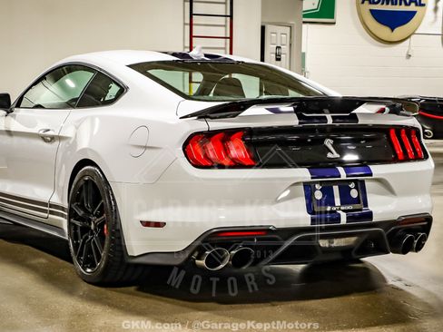 Used 2020 Ford Mustang Shelby GT500 w/ Technology Package RWD image 46