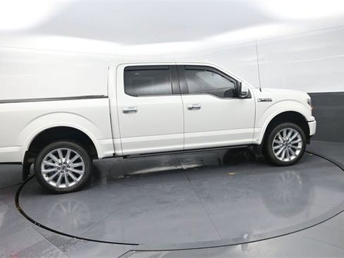 Used 2020 Ford F150 Limited image 8