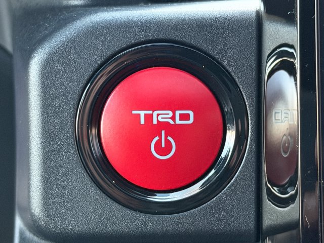 Certified 2026 Toyota 4Runner TRD Off-Road Premium AWD/4WD image 40