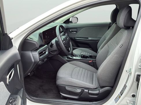 Certified 2025 Kia K4 EX image 13