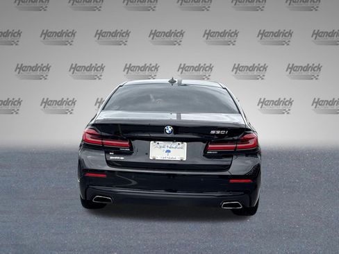 Used 2021 BMW 530i w/ Premium Package RWD image 9