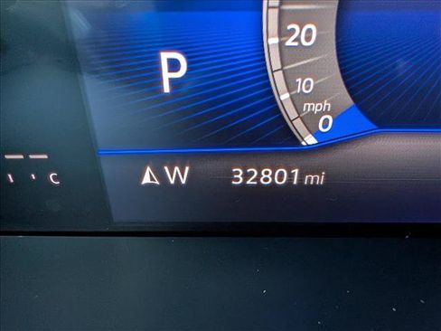 Certified 2023 Volkswagen Taos SE w/ Panoramic Sunroof Package FWD image 35