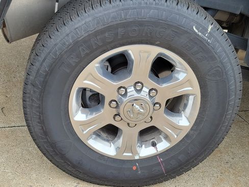 Used 2026 RAM 2500 Big Horn AWD/4WD image 5