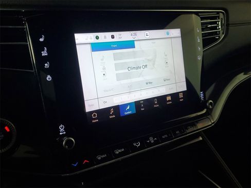 Used 2023 Jeep Wagoneer 4WD image 19