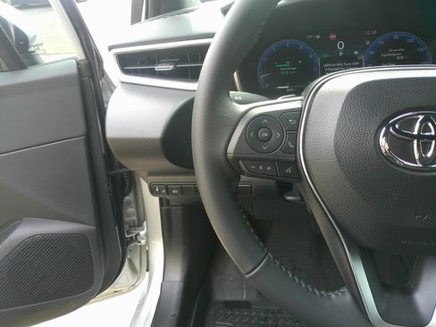 Used 2026 Toyota Corolla XSE image 20