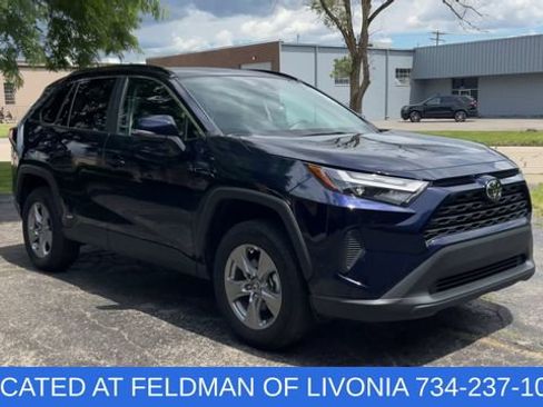 Used 2025 Toyota RAV4 XLE w/ Convenience Package AWD/4WD image 2