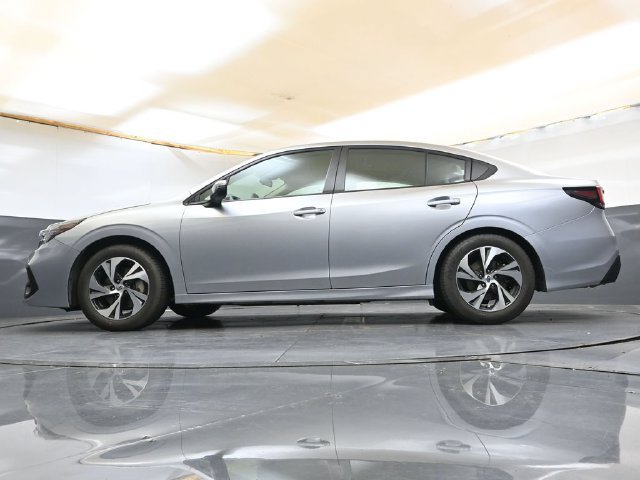 Used 2025 Subaru Legacy Premium AWD/4WD image 31