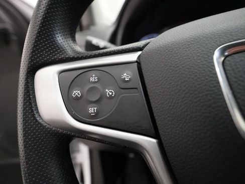 Used 2024 GMC Terrain SLE w/ LPO, Floor Liner Package AWD/4WD image 17