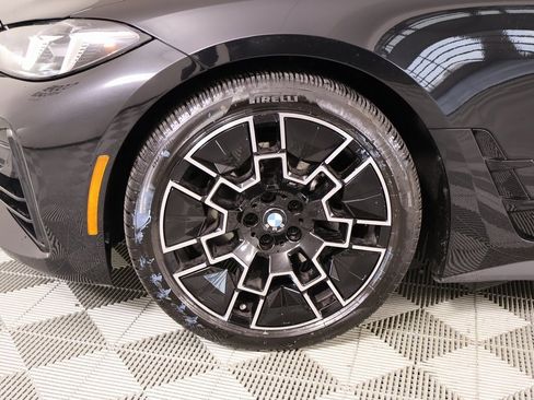 Used 2025 BMW 430i xDrive w/ M Sport Package image 19