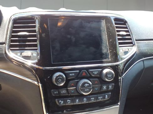 Used 2021 Jeep Grand Cherokee Limited w/ Quick Order Package 28K 80th AWD/4WD image 13