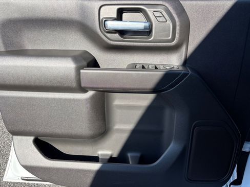 New 2026 GMC Sierra 2500 Pro w/ Convenience Package image 16