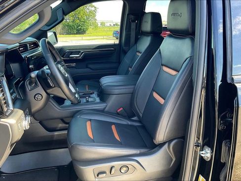 Used 2026 GMC Sierra 1500 AT4 w/ AT4 Premium Package image 18