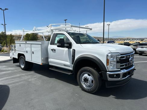 New 2025 Ford F550 4x4 Regular Cab Super Duty image 11