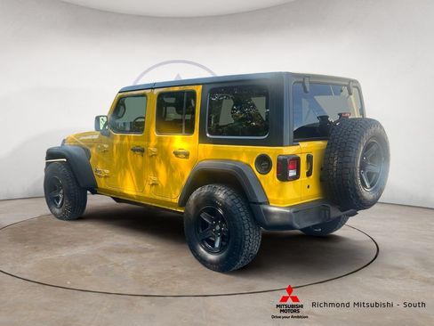 Used 2019 Jeep Wrangler Unlimited Sport S AWD/4WD image 5