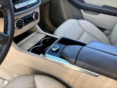 Used 2015 Mercedes-Benz ML 350 4MATIC image 16