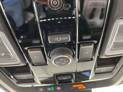 New 2026 GMC Yukon XL AT4 image 35