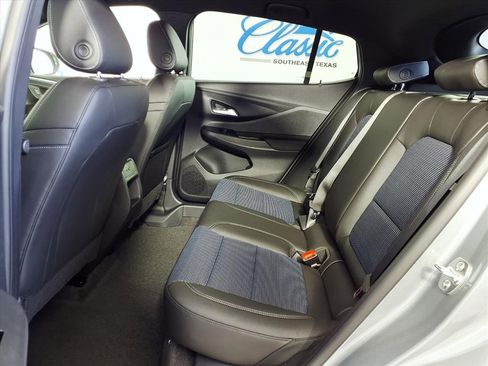 New 2026 Buick Envista Preferred w/ Convenience II Package image 8