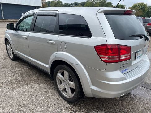 Used 2009 Dodge Journey SXT w/ Flexible Seating Group image 5