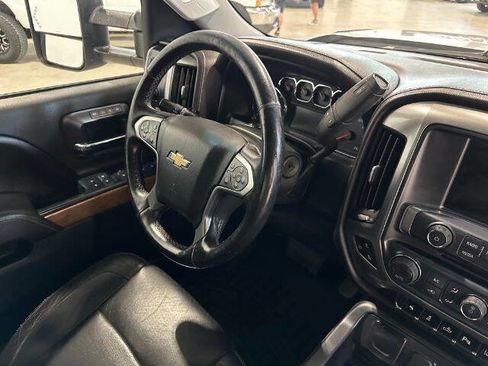 Used 2015 Chevrolet Silverado 2500 LTZ image 11