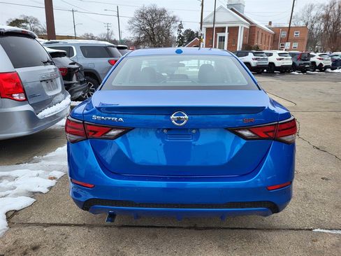 Used 2024 Nissan Sentra SR w/ SR Premium Package image 5