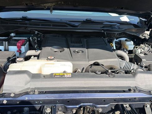 Used 2022 Toyota Tundra SR5 w/ Convenience Package RWD image 32