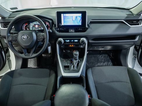 Used 2024 Toyota RAV4 LE image 16