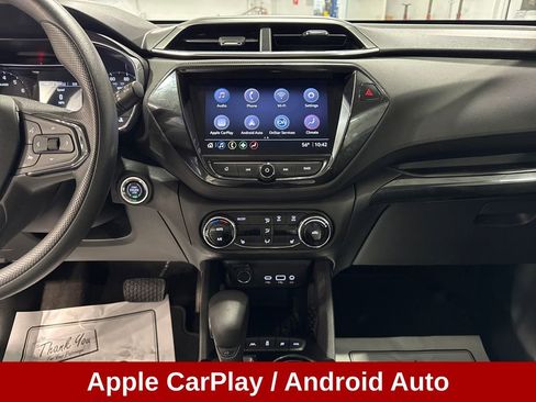 Used 2022 Chevrolet TrailBlazer LT w/ Convenience Package AWD/4WD image 9