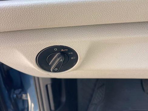 Used 2019 Volkswagen Jetta S FWD image 19