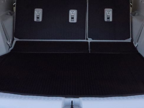 New 2026 Buick Enclave Avenir w/ Super Cruise Package image 16