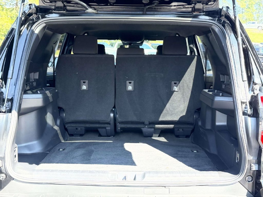 Certified 2025 Toyota 4Runner SR5 AWD/4WD image 15