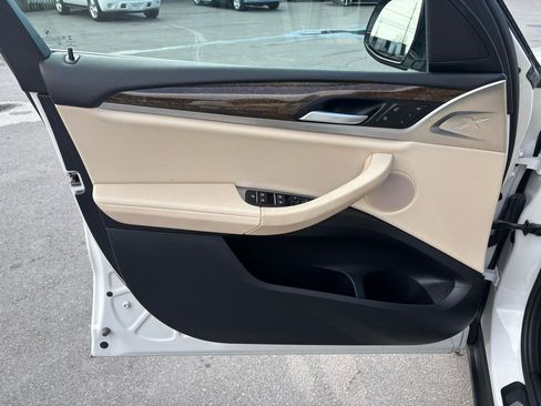 Used 2019 BMW X3 xDrive30i w/ Driving Assistance Package image 16