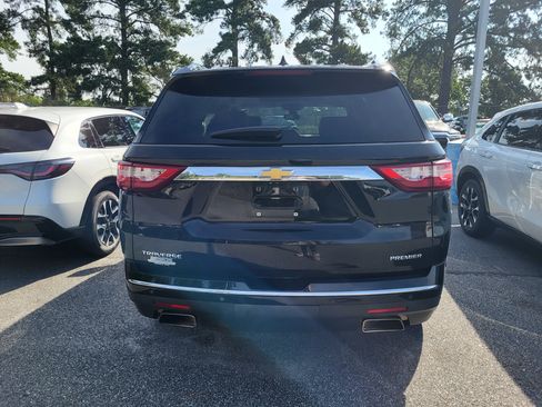 Used 2020 Chevrolet Traverse Premier FWD image 5