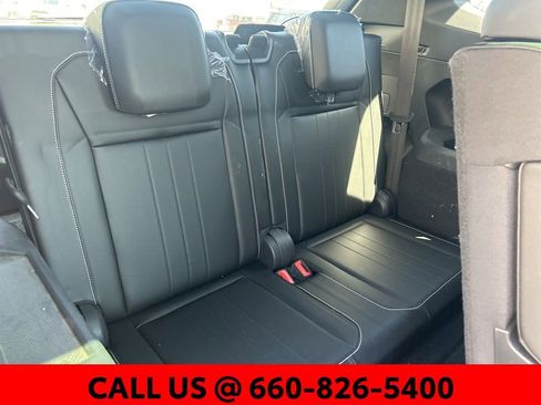 Used 2022 Volkswagen Tiguan SE R-Line image 6