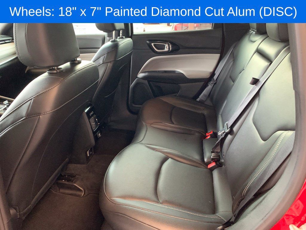 Used 2025 Jeep Compass Limited AWD/4WD image 10
