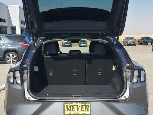 Used 2023 Ford Mustang Mach-E Select image 10