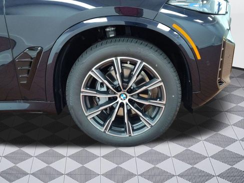 Used 2026 BMW X5 xDrive40i w/ Executive Package image 11