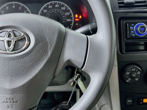 Used 2010 Toyota Corolla FWD image 20