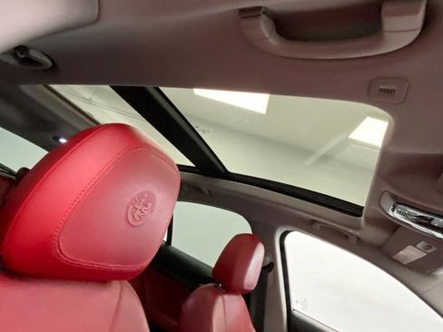 Used 2019 Alfa Romeo Stelvio Ti image 24