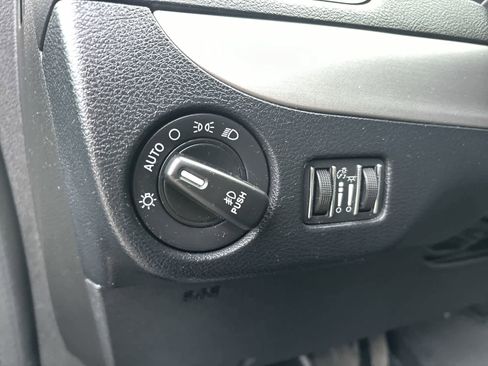 Used 2019 Dodge Grand Caravan GT image 10