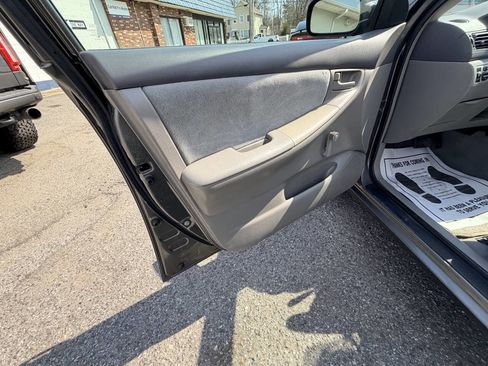 Used 2007 Toyota Corolla LE image 19